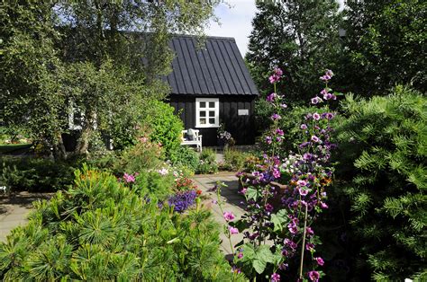 Akureyri - Botanical Garden | Iceland's North | Pictures | Iceland in ...