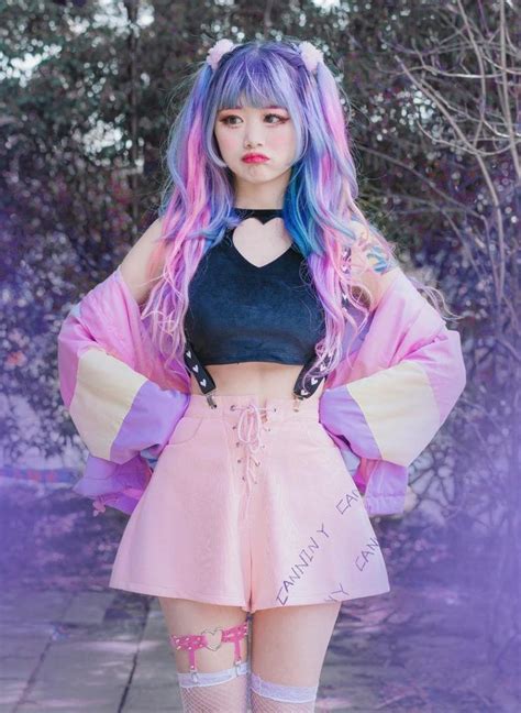 What Is The Pastel Goth Aesthetic Style | Pastel goth fashion, Pastel fashion, Cute outfits