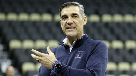 Villanova HC Jay Wright retires from coaching | Yardbarker