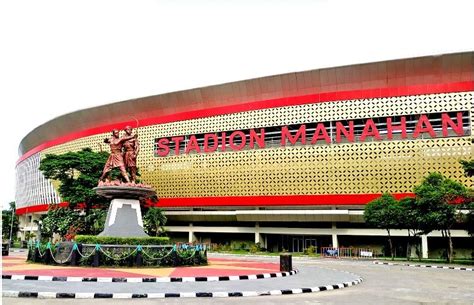 Inspeksi Stadion Manahan Solo, FIFA Temukan Rumput Menguning - TrenAsia