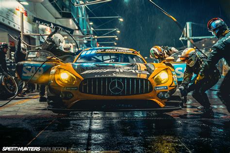 The 24 Hours Of Nürburgring In 24 Pictures (Speedhunters)