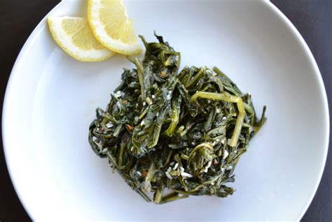 A Week In Ravello - Sauteed Cicoria (Chicory or Dandelion Greens) with Lemon