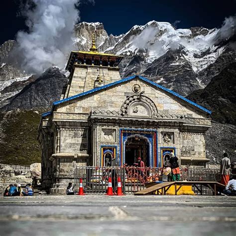 केदारनाथ मन्दिर (टेम्पल) शायरी स्टेटस कोट्स | Kedarnath Temple (Mandir ...