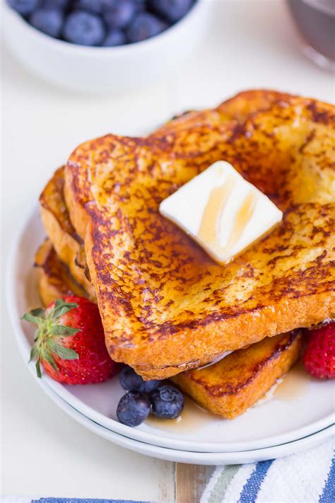 Easiest Brioche French Toast Recipe - Pumpkin 'N Spice