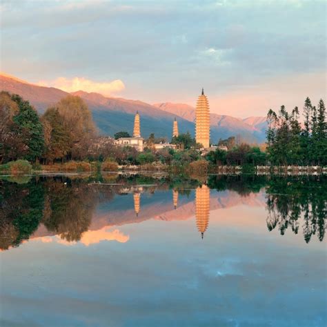 Free Photo | Sunrise with lake reflections in Dali, Yunnan, China.