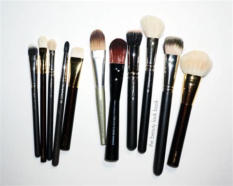 Bobbi Brown Brush Cleanser | The Beauty Look Book