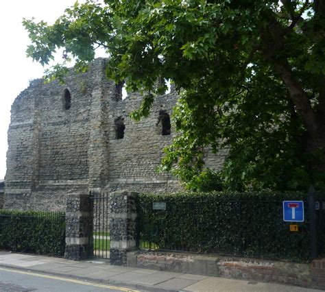 Canterbury Castle in Canterbury: 4 reviews and 2 photos