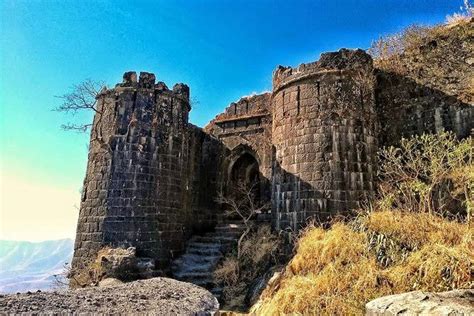 Sinhagad Fort - Pune - Connecting Traveller