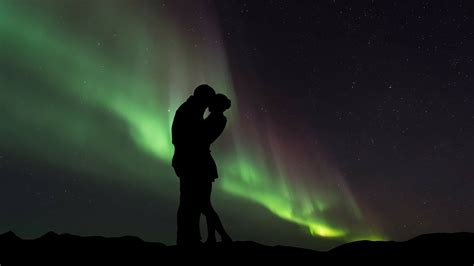 Photographing The Northern Lights In Iceland | Shelly Lighting