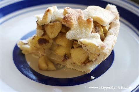 Thanksgiving Apple Pie - Easy Peasy Meals