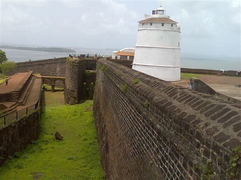 Tour Goa: Forts Of Goa