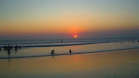 ACAJUTLA BEACH , EL SALVADOR | Explorer december 5 # 495 | Flickr