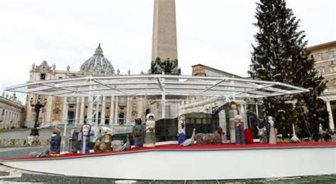 Like Father, Like Sun? Vatican’s Nativity Scene Features Unusual ...