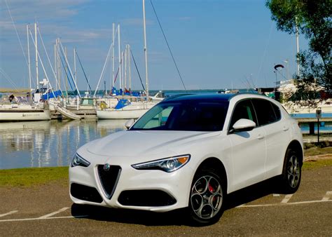 Alfa Romeo Stelvio is SUV for S-curves : New Car Picks