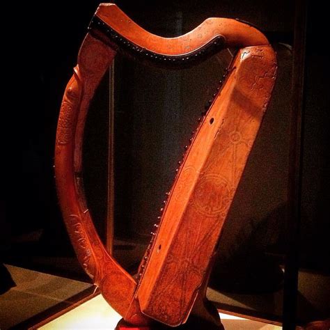 Clarsach harp cc1450 West Highlands this type of harp used Ireland and Scotland over 1000 years ...