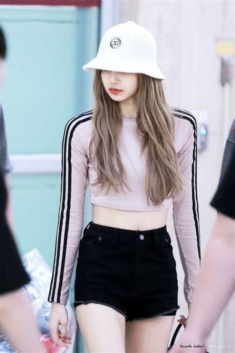 Best bucket hat style of LALISA | Blackpink fashion, Kpop outfits, Kpop fashion