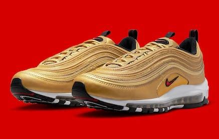 De Iconische Nike Air Max 97 "Gold Bullet" maakt… | Sneaker Squad