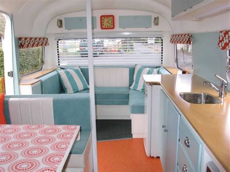 Retro caravans | A Gallery from Nine To Noon | Radio New Zealand National