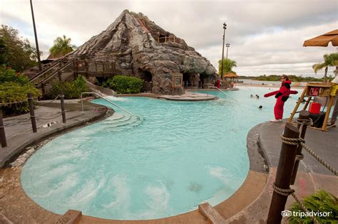 9 Best Disney World Hotel Pools for Families | Family Vacation Critic