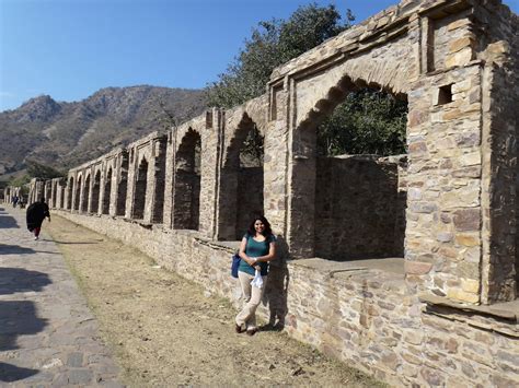 Mysterious Haunted Weekend Trip to Bhangarh Fort. - Living Herself