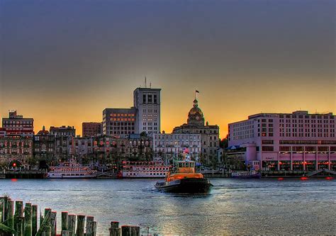 Riverfront, Savannah Georgia | Steve Robinson | Flickr