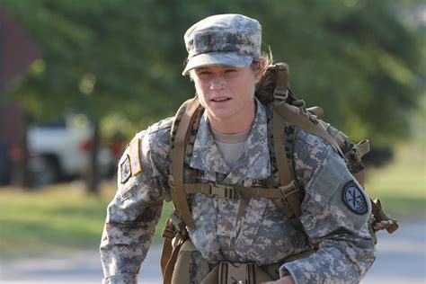 Lieutenant runs for her life | Article | The United States Army