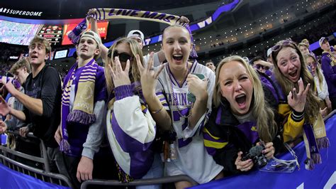 Here's what it'll cost to watch UW play for a national title in Houston