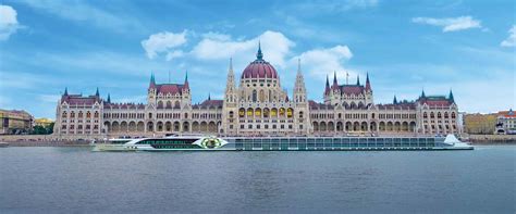 Budapest River Cruise | Tauck