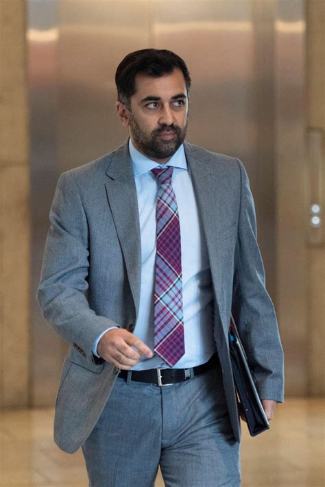 Health Secretary Humza Yousaf under pressure to quit as top doctor warns NHS on the brink ahead ...