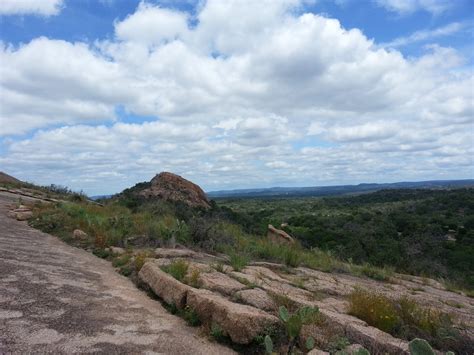 Rockhounding Around: Enchanted Rock, Fredericksburg Texas