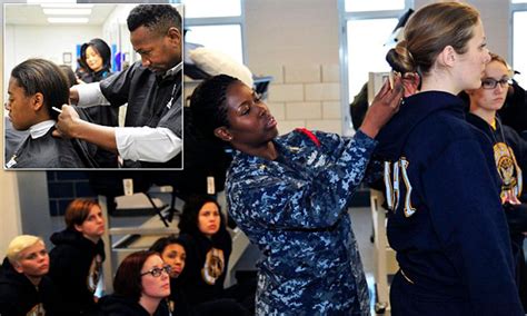 Do Female Army Recruits Have To Cut Their Hair? Unveiling The Regulations