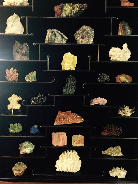 My mineral collection, in full! Enjoy! : geology