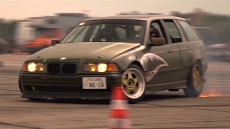 BMW E36 Touring Drift [ Low Budget BMW ] [ E36 Drift ] - YouTube