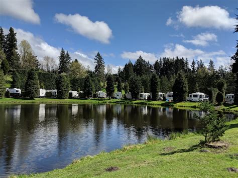 Full Hookup RV Sites in Bothell, WA | Lake Pleasant RV Park