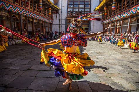 dance-mask-bhutan-travel-guide-tourist-attractions-bhutan-travel-photos ...