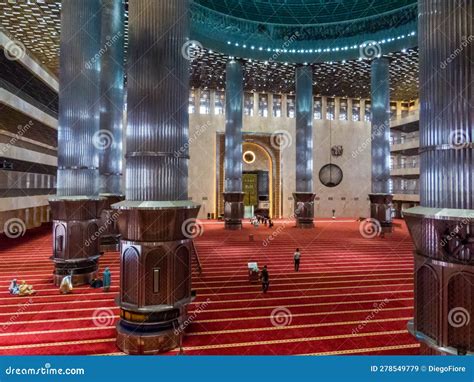 Istiqlal Mosque, Jakarta, Indonesia Editorial Stock Image - Image of asia, interior: 278549779