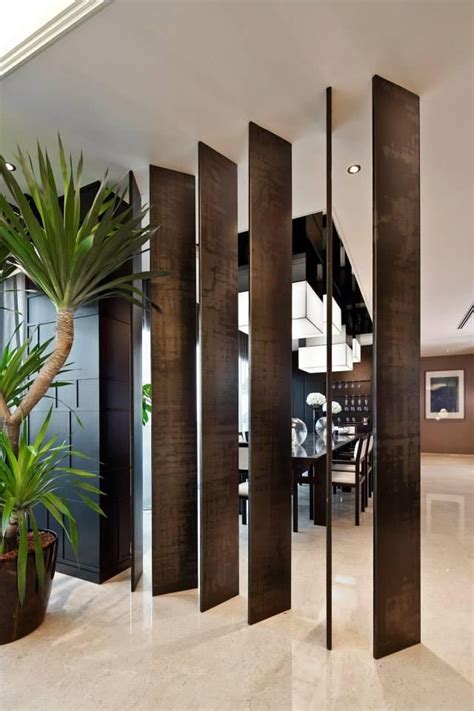 8 Stylish Feature Wall and Partition Designs for Open-Concept Homes ...