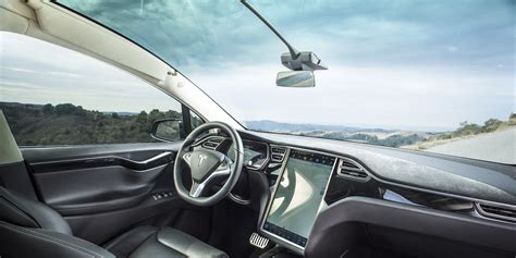 model-x-panoramic-roof - TESLARATI