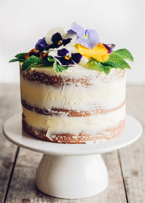 Brenda W. Mace: Which Flowers Are Edible For Cakes - Tips For Using ...