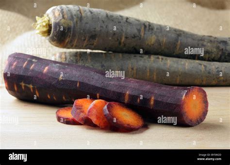 Purple carrots Stock Photo - Alamy