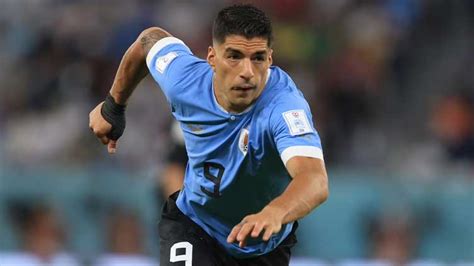 Uruguay's Suarez joins Brazilian club Gremio - Sports - Dunya News