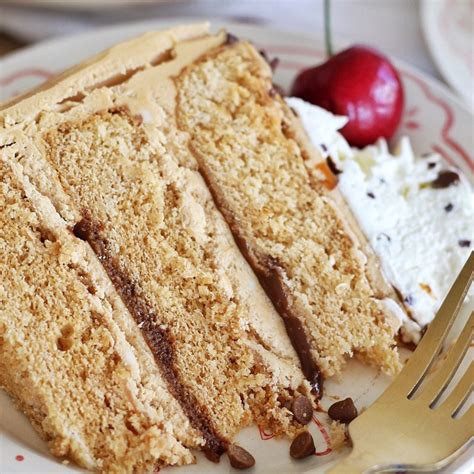 Root Beer Float Cake | Cake by Courtney