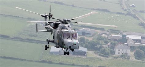 Wildcat helicopter works alongside Apache