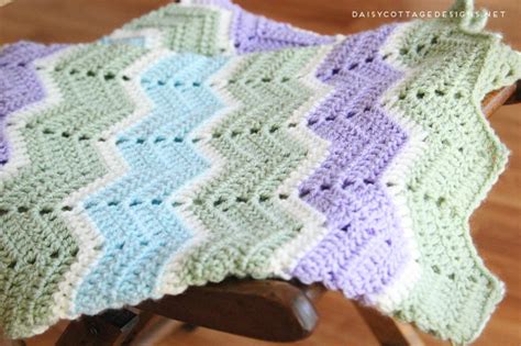 Easy Chevron Pattern (Quick & Easy!) | Crochet blanket pattern easy ...