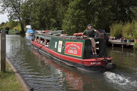 Kennet and Avon Canal at Newbury UK Boat Trip Editorial Stock Photo - Image of canalboat, canal ...