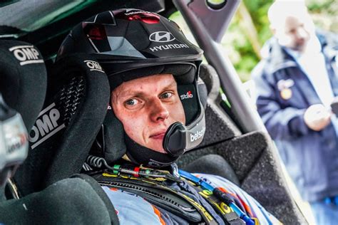 Your chance to own Ott Tänak's helmet – DirtFish