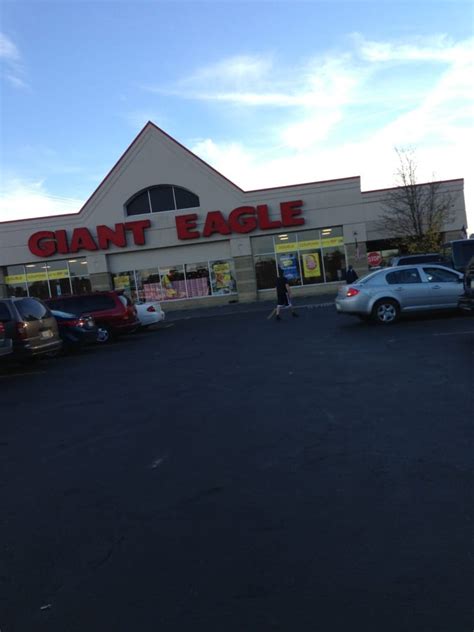 Giant Eagle - Florists - 1700 New Butler Rd, New Castle, PA - Phone ...