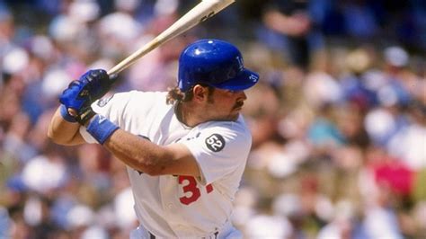 Mike Piazza finishes 4th in Hall of Fame ballot - True Blue LA