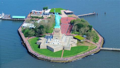 Statue of Liberty - NewYork.co.uk