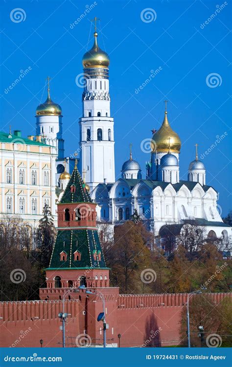 Cathedrals of Kremlin stock image. Image of ivan, kremlin - 19724431